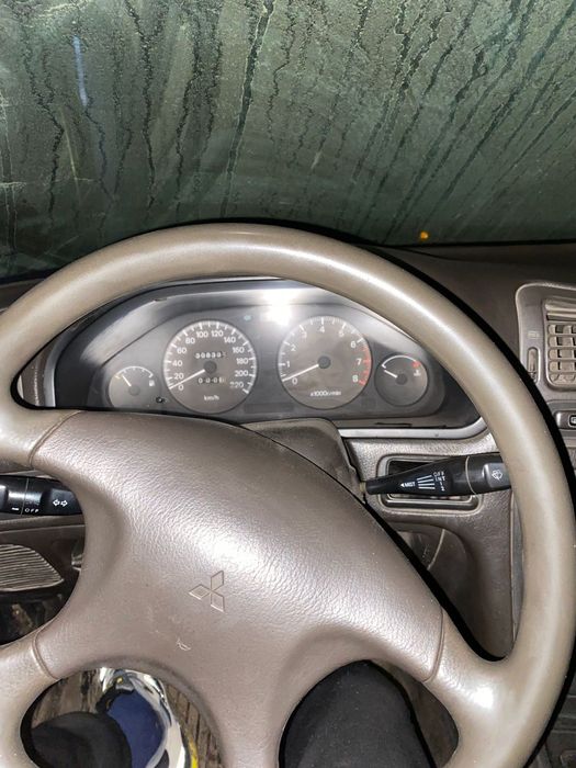 Митсубиси Галант