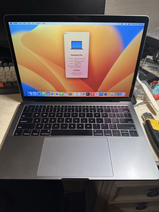 Macbook pro 2017,  250gb 8 gb 2TB3 port
