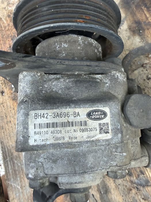 Оригинална хидравлична помпа Land Rover Range Rover Vogue L322 4.4 TDV8 BH42-3A696-BA