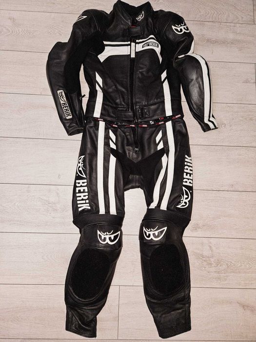 Echipament moto Unisex BERIk(165-175 CM)(60-70 kg)(Protectii hard full