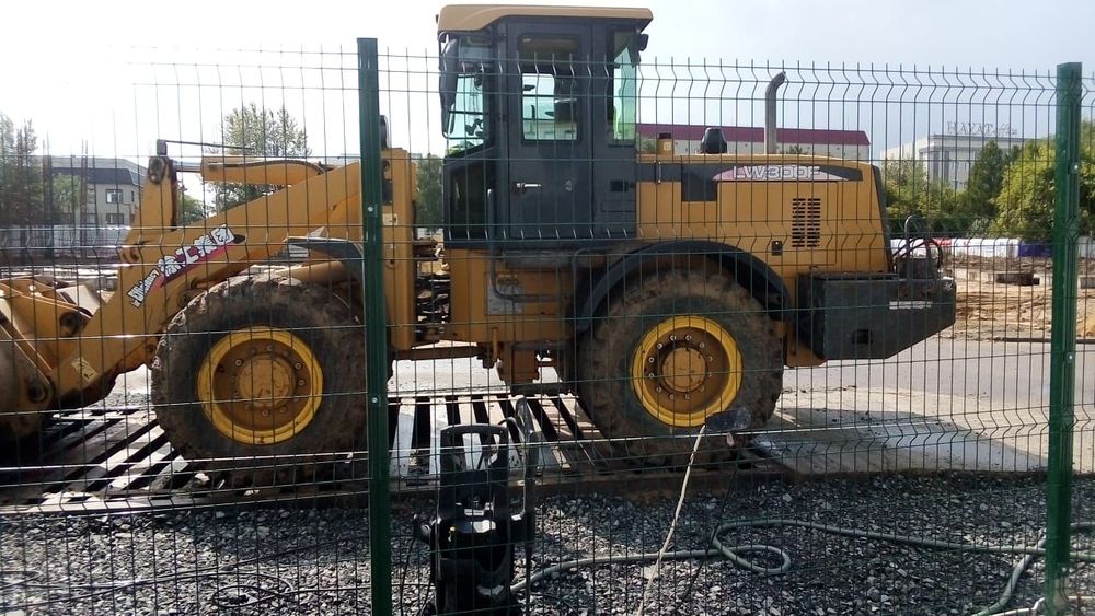 Продам погрузчик