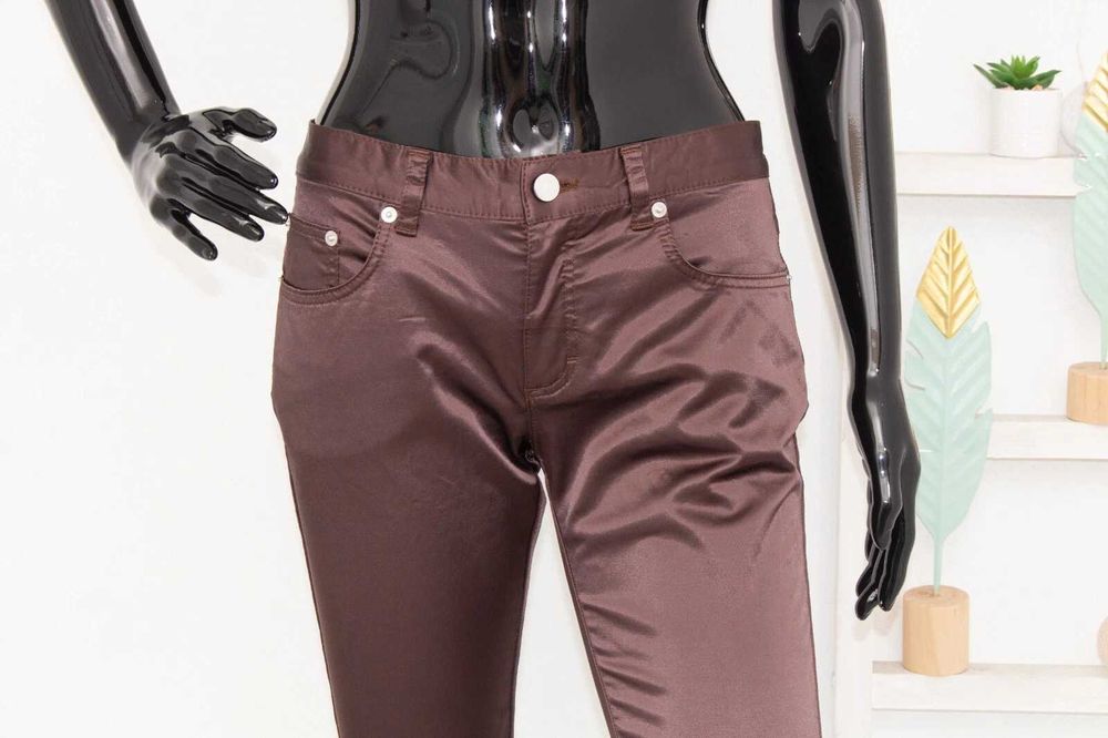 GIANFRANCO FERRÉ дамски панталон от сатен кафяв р-р 28