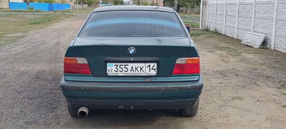 BMW 36.
