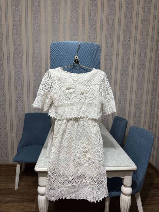 Продам платье красивое