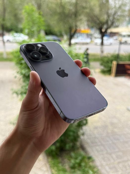 Продам iphone 14 pro