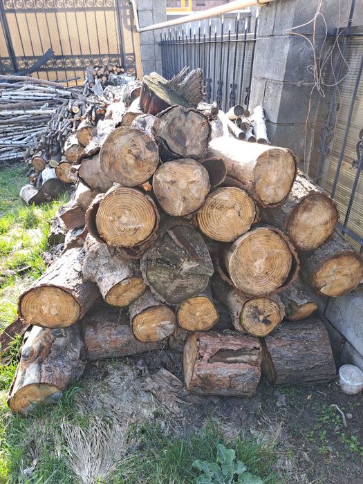 Дрова, отын сатылады