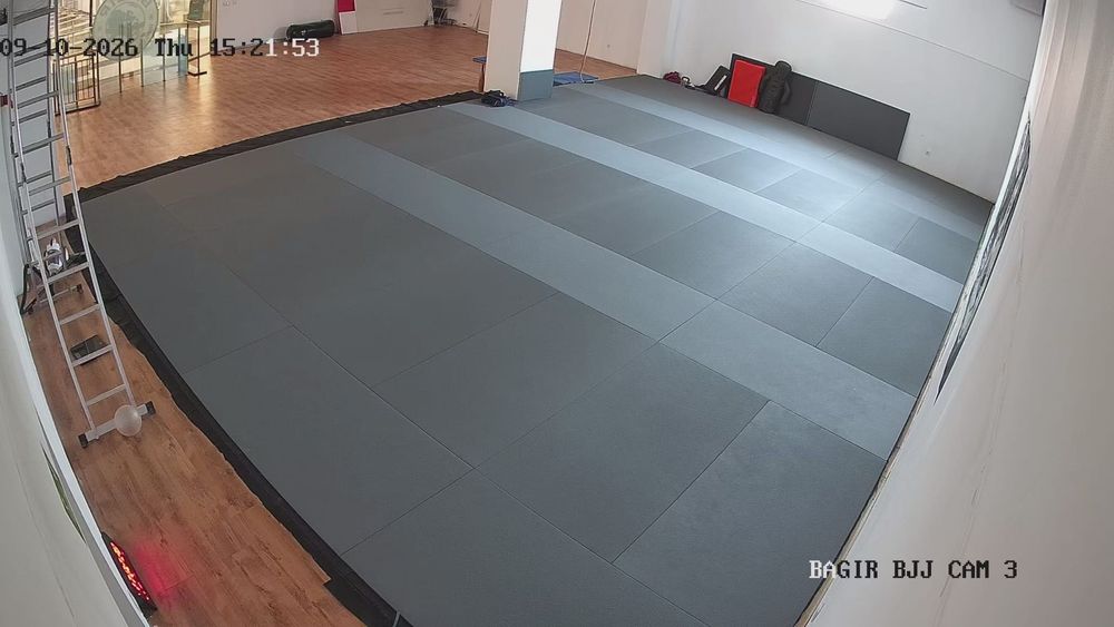 Спортна Зала под Наем