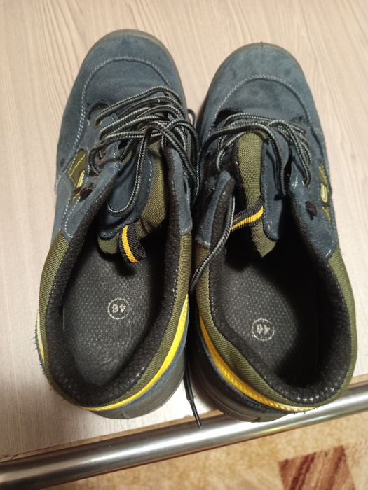 Продавам нови маратонки