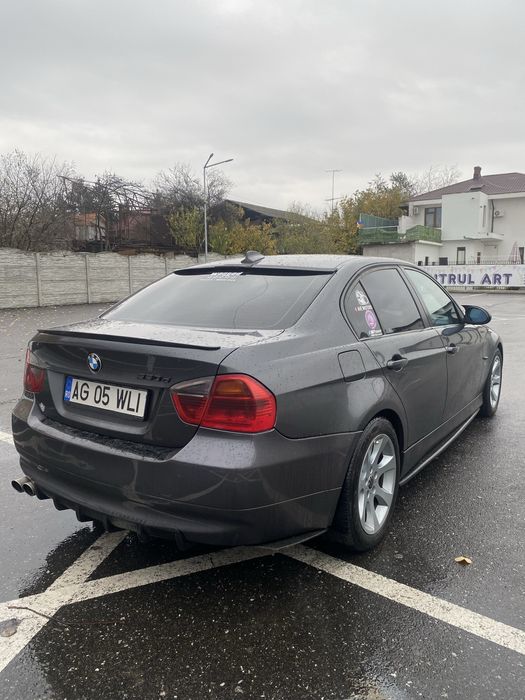 Vand bmw e 90 an 2006 propietar