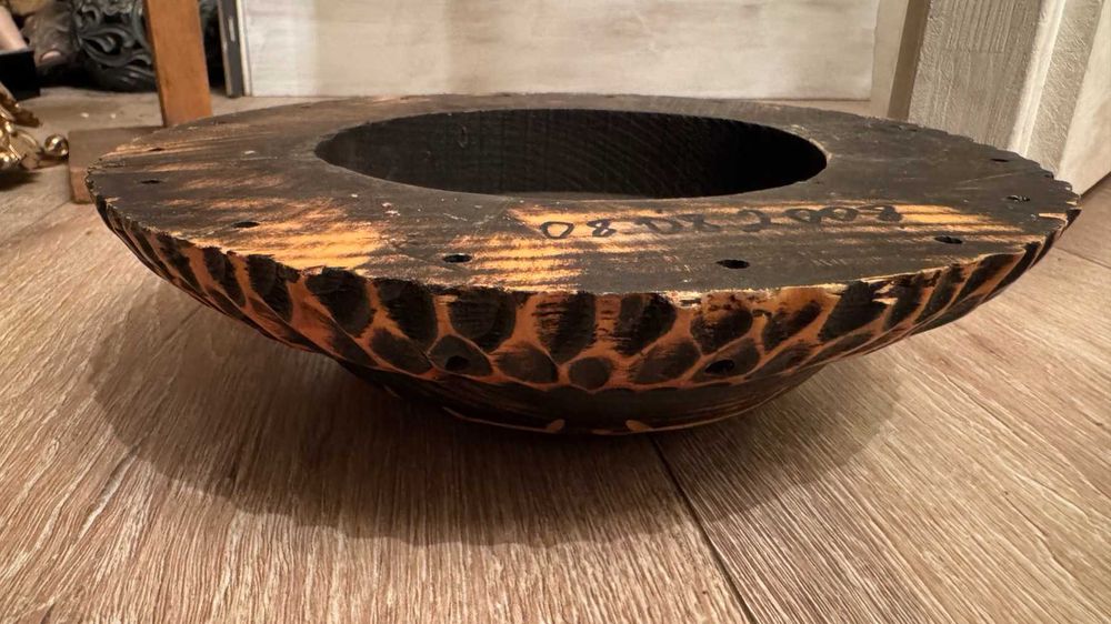 Масивно дървено авторско пано с петел, късметлийско–08.08.2008г