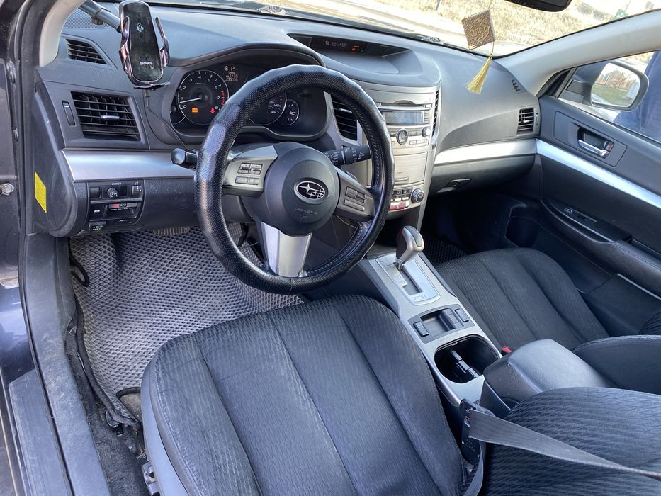 Продам Subaru Outbak