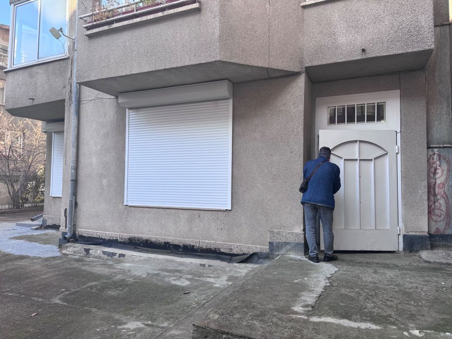 Дава се под наем Офис в София, Изгрев - 65 кв.м за 560 € - Снимка #4