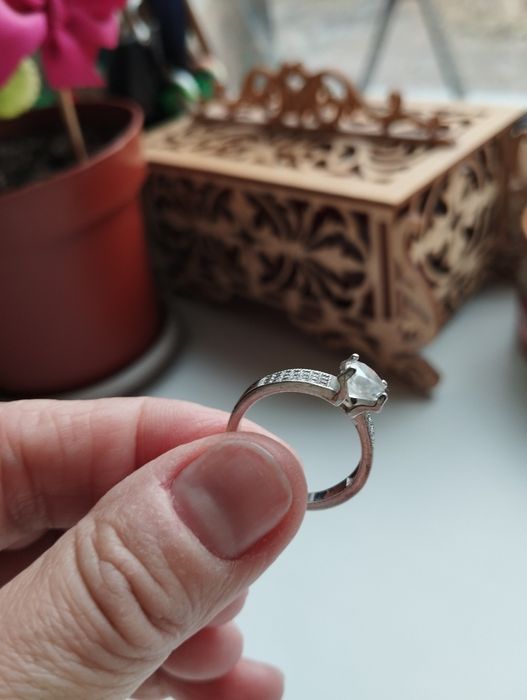 Красивые серебряные украшения