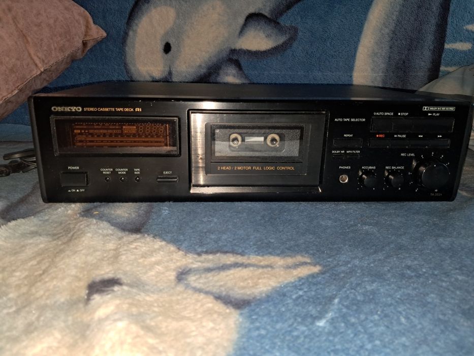 Продам деку onkio