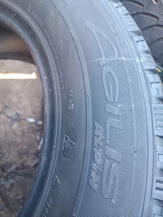225/65/16 С Michelin Дот 2923