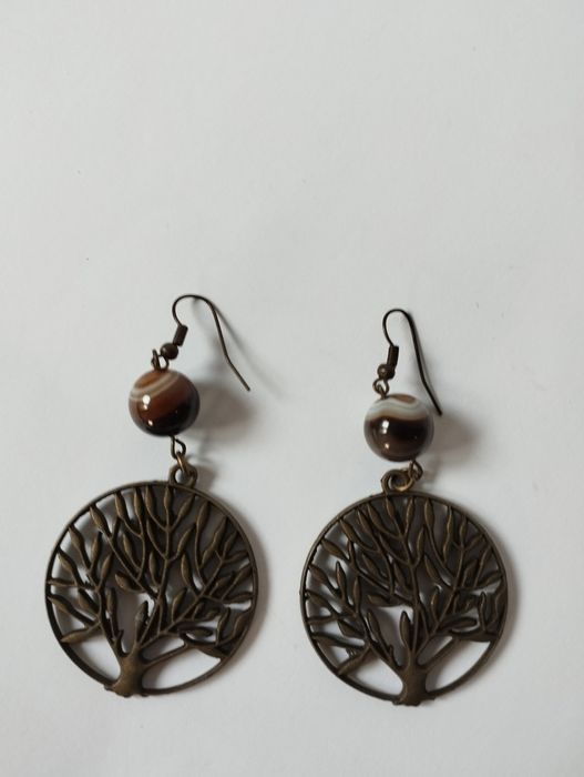 Дамски обеци различни видове