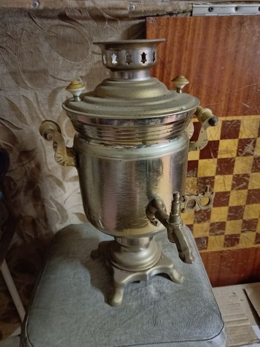 П р о д а м  электро самовар .