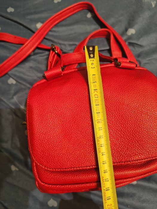 Geanta piele naturala roșie mărimea 20x20