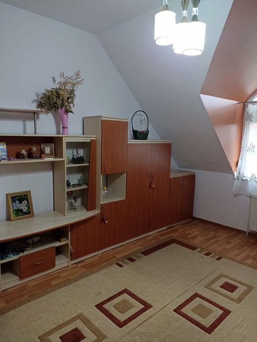 Apartament o camera de inchiriat