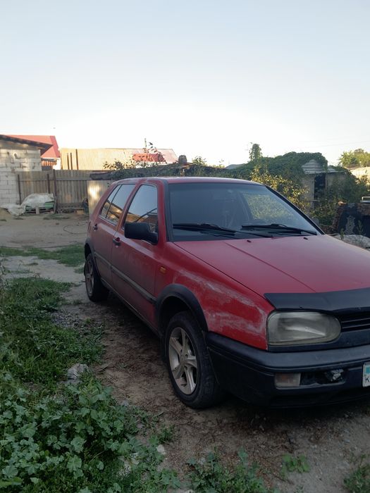 Гольф 1.8 моно l Golf Volkswagen
