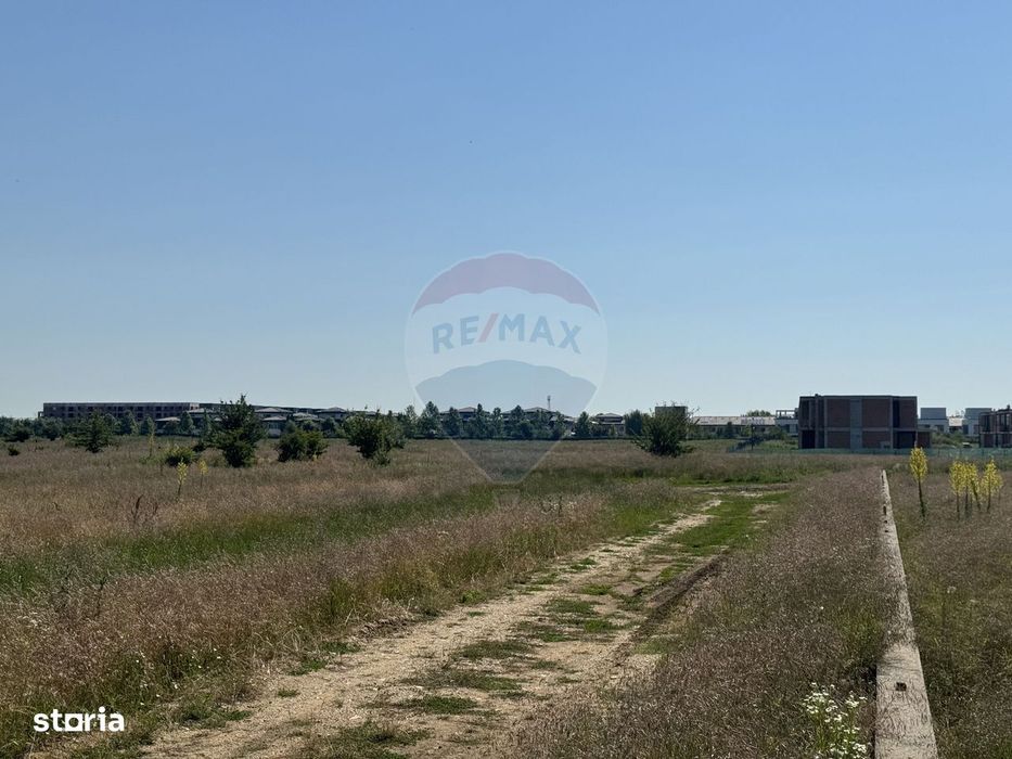 Teren dezvoltare imobiliară rezidențială Pipera lângă Pădurea Băneasa
