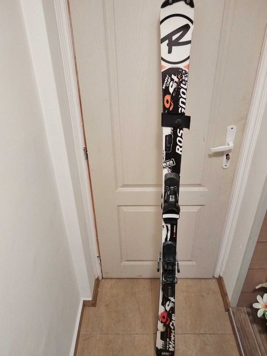 Ски Rossignol бял