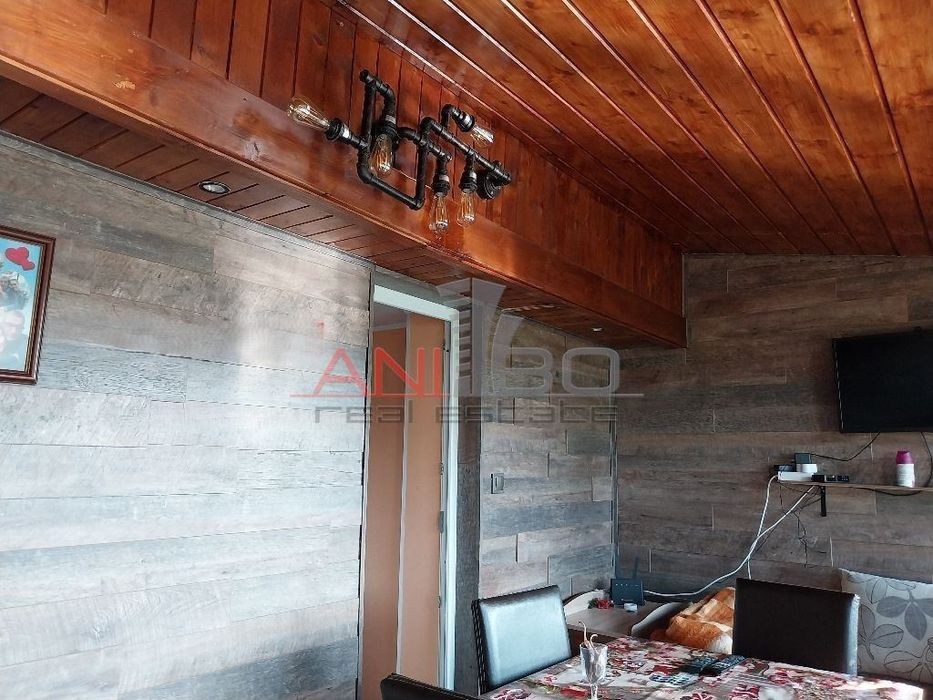 Къща в София, област-гр.Годеч площ 55м2, 330м2 УПИ, цена 125000€