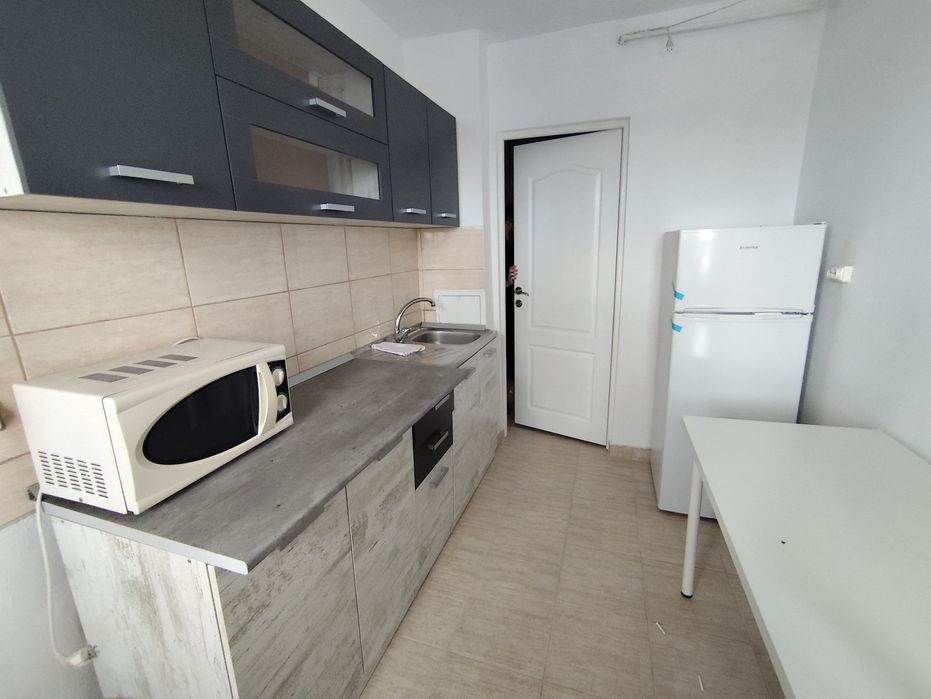 Închiriez apartament 2 camere