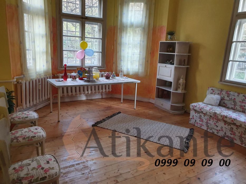 Къща в София-Лозенец площ 270 цена 2600