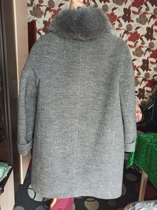 Продам пальто зимнее