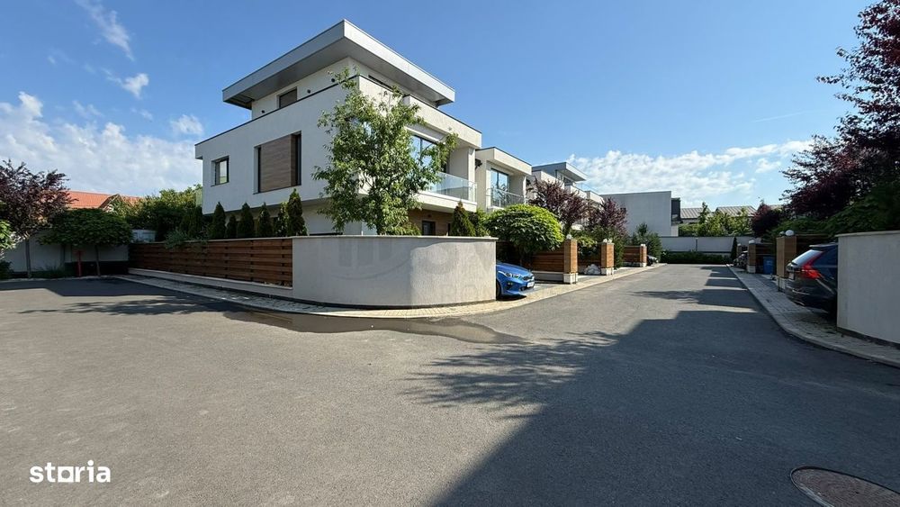Vile Finalizate Exclusiviste Langa Lac l Complex Rezidential