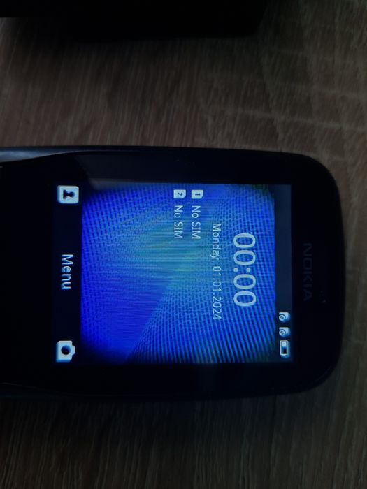 Telefon dual sim Nokia 4G    doua cartele  baterie noua