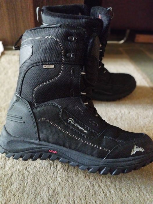 Ботинки фирмы Спорт Мастер