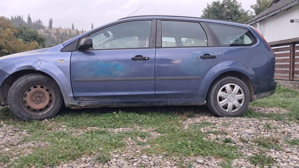 Ford focus pentru piese 2007