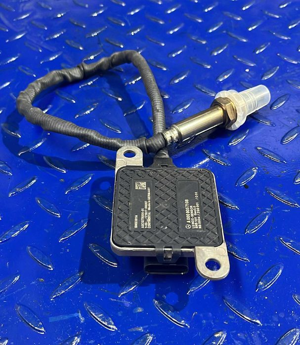 Senzor Noxe Mercedes Benz A0009057108