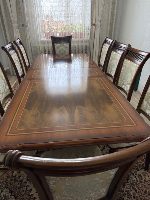 Комплект стол и 12 стульев