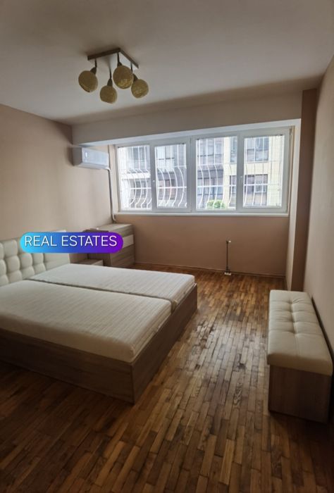 Дава се под наем Тристаен апартамент в София, Манастирски ливади - 130 кв.м за 714 € - Снимка #1