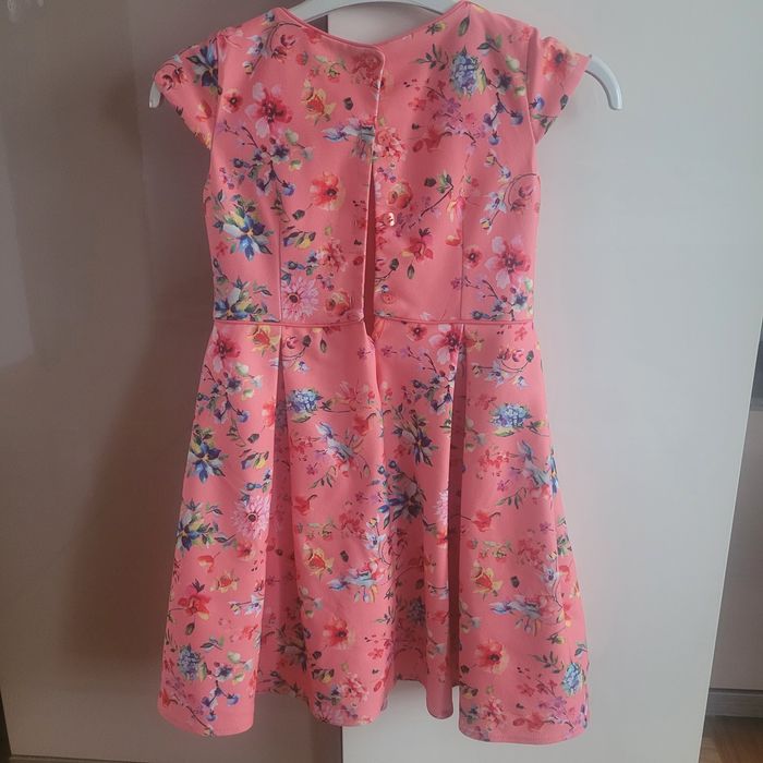 Vând rochie eleganta fete