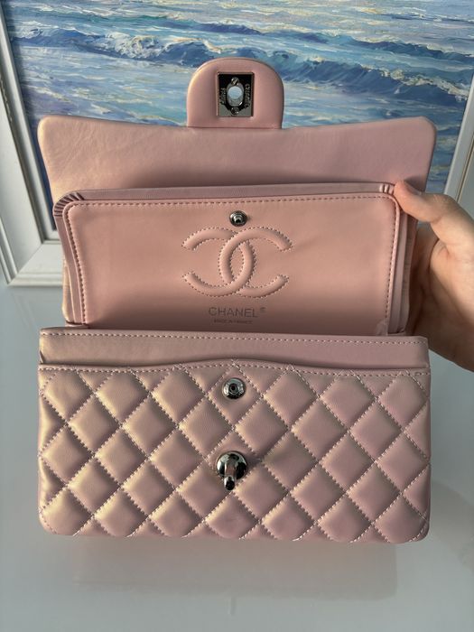 Дамска чанта – CHNL + подарък