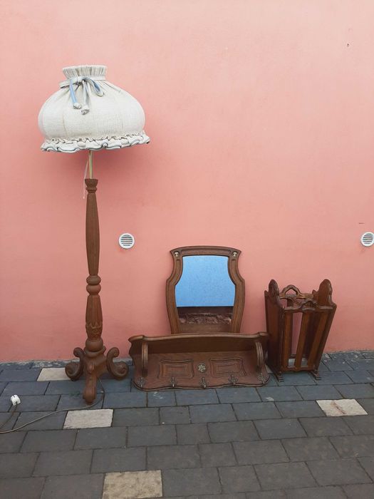 set lemn , lampadar , oglinda,cuier , suport