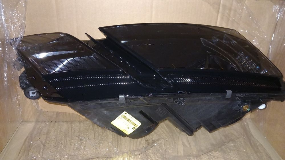 Far dreapta Skoda Octavia III Facelift, cu led