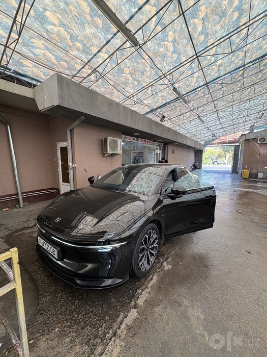 Zeekr 007 RWD 422 h/p 688 km range в хорошем состоянии