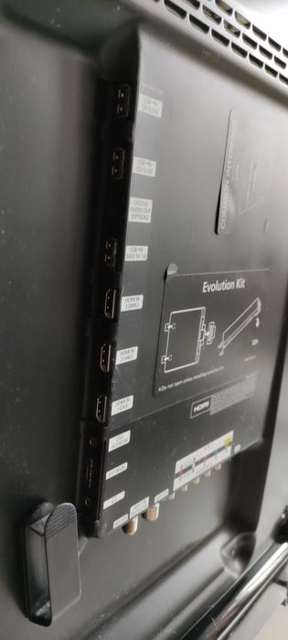 Продаю Led - телевизор Samsung 117см.