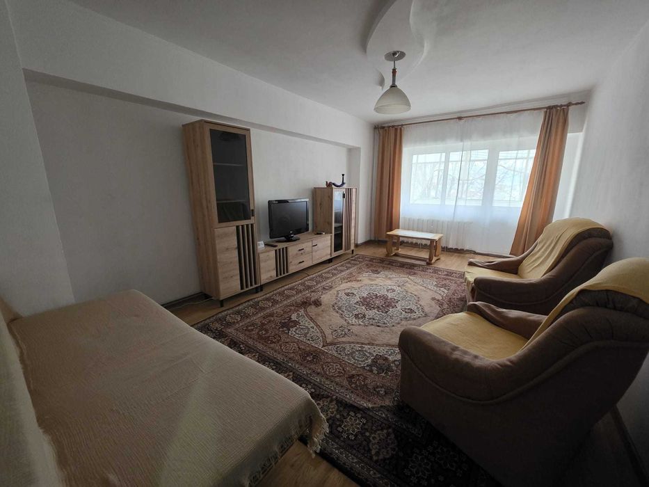 Inchiriez apartament 2 camere Nicolina - CUG