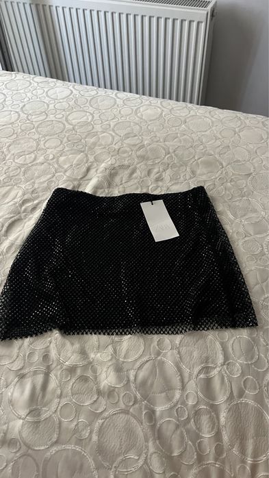 Чисто нова пола ZARA