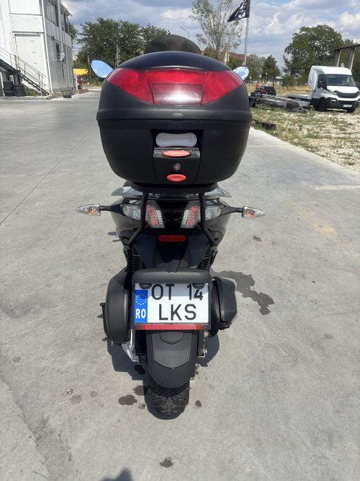 Scuter Piaggio MP 3 300-De Vânzare