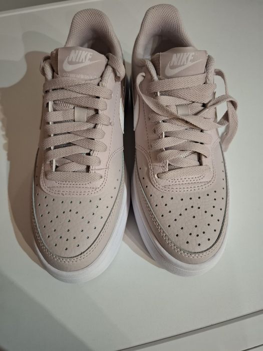 Оригинални маратонки Nike