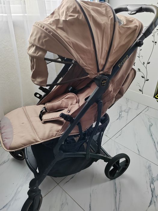 Продам коляску Аксу