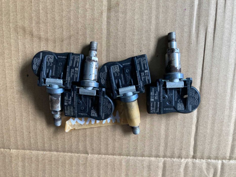 Датчици за налягане в гумите Hyundai i20 Хюндай И20 52933-3N100