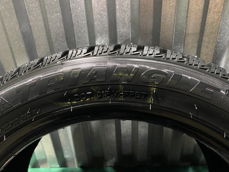 Продам комплект резины